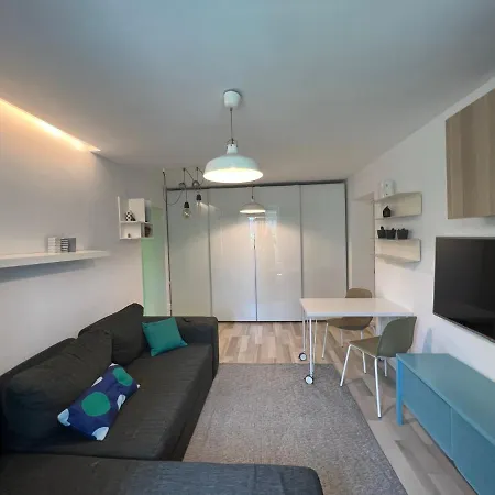 Apartment Modern In